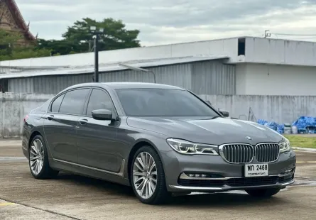 2016 BMW 7 Series 3.0 740iL รถเก๋ง 4 ประตู รถบ้านแท้ ไมล์น้อย มือเดียวป้ายแดง 