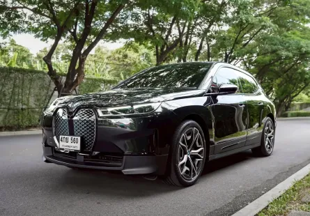 2023 BMW iX 70.0kWh xDrive40 รถเก๋ง 4 ประตู รถสวย ไมล์แท้ ประวัติดี 