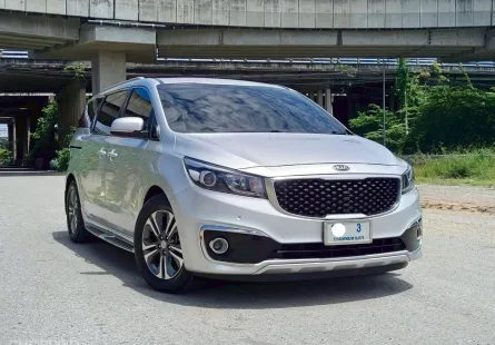 Kia Grand Carnival 2.2 EX ปี 2016 รถบ้าน สวยกริ๊บ ราคาถูก