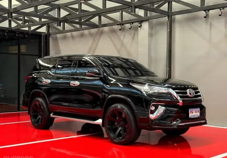 2020 TOYOTA FORTUNER 2.4 V รถสภาพสมบูรณ์ พร้อมใช้งาน รถวิ่งน้อย เข้าศูนย์ทุกระยะ ไม่มีอุบัติเหตุครับ
