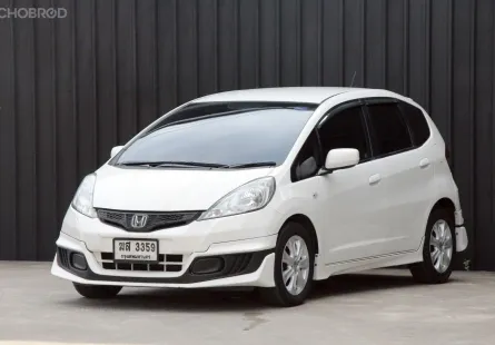 Honda Jazz 1.5V 2012 รถสปอร์ต 5 ประตู สภาพดีเยี่ยม