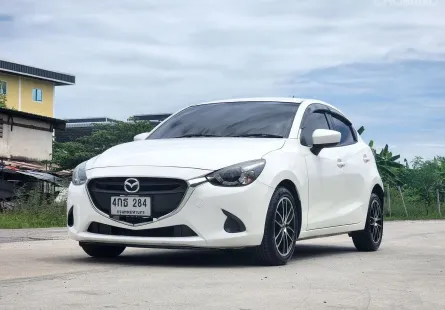 Mazda 2 1.3 High Connect ปี 2015 รถสวยสภาพดี ราคาพิเศษ
