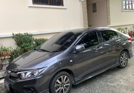 Honda CITY V+ / 1.5 i-VTEC 2017 รถบ้านมือเดียว ราคาถูก
