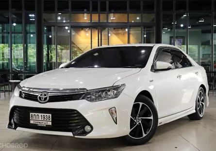 2017 Toyota CAMRY 2.0 Extremo รถเก๋ง 4 ประตู รถสภาพดี มีประกัน 