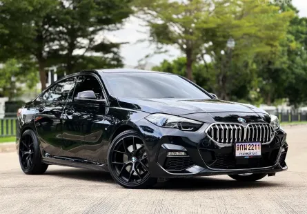 2022 BMW 2 Series 2.0 220i รถเก๋ง 4 ประตู รถบ้านแท้ มือเดียวป้ายแดง เจ้าของขายเอง 
