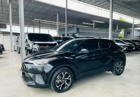 TOYOTA CH-R 1.8 HV HI HYBRID ปี 2019 รถสวย สภาพพร้อมใช่ ไมล์น้อย TOP สุด รับประกันตัวถังสวย