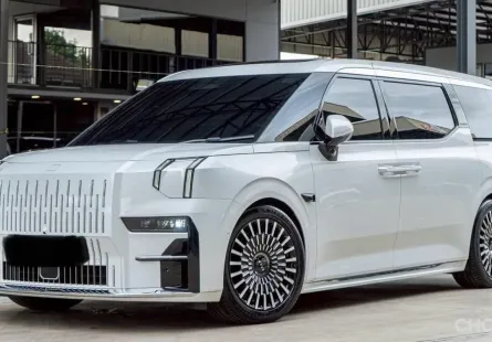 Zeekr 009 116 kWh Six-seat executive with four-wheel drive 2025 รถบ้านสวย ไมล์น้อย 