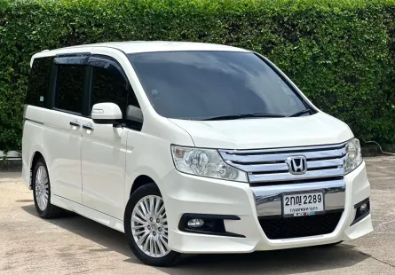 2013 Honda STEPWGN SPADA 2.0 JP Wagon เจ้าของขายเอง รถสวย ไมล์น้อย 