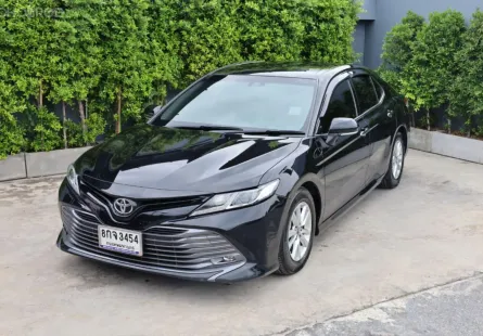 2018 Toyota CAMRY 2.0 G AUTO การันตรีไมล์แท้ ไม่มีอุบัติเหตุชนหนัก รถออกป้ายแดง เจ้าของมือเดียว