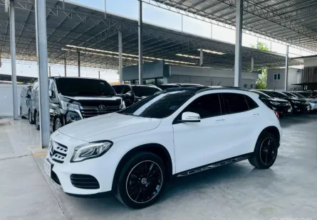 MERCEDES-BENZ GLA250 2.0 AMG Dynamic 2020 รถสวย สภาพพร้อมใช้ ไมล์น้อย 3 หมื่นโล TOP รับประกันตัวถัง