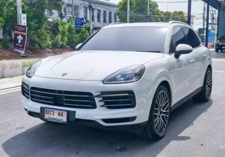 ด่วน! Porsche CAYENNE 3.0 E-Hybrid 2023 เลขไมล์เพียง 51,*** กม.