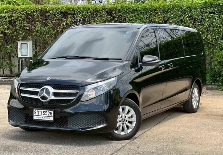 Mercedes-Benz V-Class V220d ปี 2020 ไมล์น้อย สภาพใหม่ 