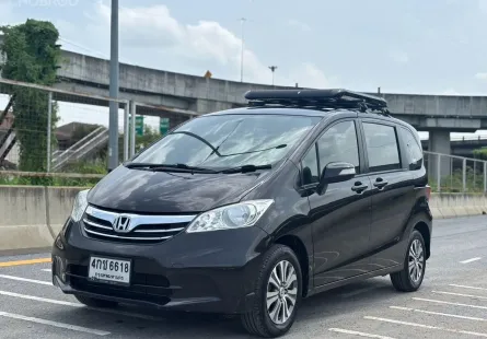 Honda Freed 1.5 E ปี 2013 รถสวย สภาพดี