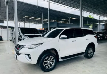 TOYOTA FORTUNER 2.4 V ปี 2020 รถสวย มือแรกออกห้าง สภาพพร้อมใช้ ไมล์น้อย 7 หมื่นโล รับประกันตัวถังสวย