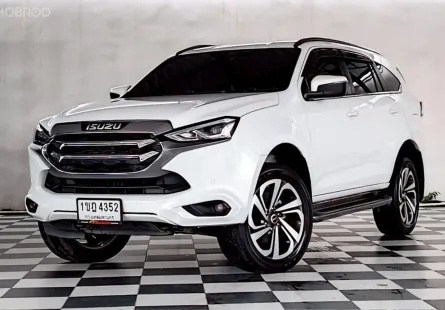 ISUZU ALL NEW MU-X 3.0 DVD.NAVI.4WD.ALTIMATE เกียร์ออโต้ ปี 2021