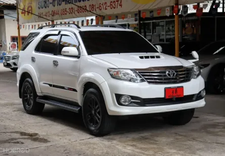 2014 Toyota Fortuner 2.5 V Midnight Shine