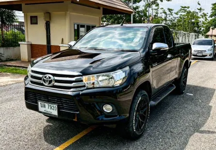 Toyota Revo Smart Cab 2.4 E Prerunner เกียร์ธรรมดา ปี 2016 ผ่อนเริ่มต้น 6,*** บาท