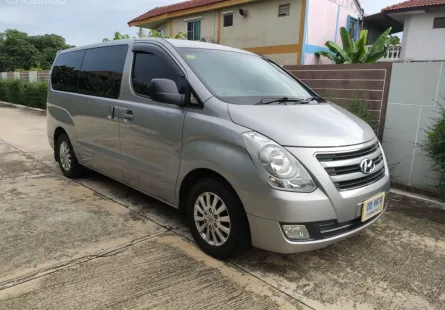 เจ้าของขายเอง Hyundai H1 2.5 เกียร์ออโต้ ปี2018 สภาพดี ไมล์แท้