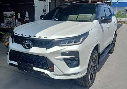 2022 Toyota Fortuner 2.8 GR Sport SUV รถสภาพดี มีประกัน