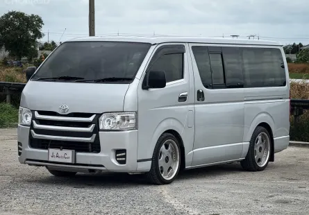 Toyota HIACE 2.5 GL 2013 รถตู้แต่งเต็มระบบ สวย 1 ใน 100 คัน เครื่องเสียงชุดใหญ่  