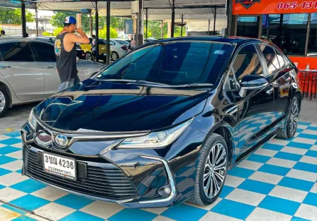 Toyota Altis 1.8 Hybrid Premium E เกียร์ออโต้ ปี 2021/2022 ผ่อนเริ่มต้น 11,*** บาท