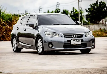 2013 Lexus CT200h 1.8 Luxury รถเก๋ง 5 ประตู 