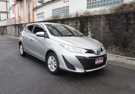 TOYOTA YARIS 1.2 E   ปี 2019