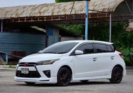 2017 Toyota YARIS 1.2 E รถเก๋ง 5 ประตู