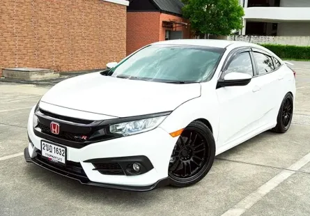 2017 HONDA CIVIC 1.8 E   