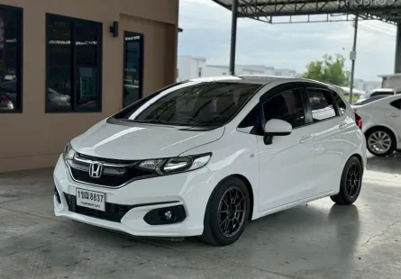 2020 Honda JAZZ 1.5 i-VTEC รถเก๋ง 5 ประตู รถบ้านมือเดียว ไมล์น้อย เจ้าของขายเอง 