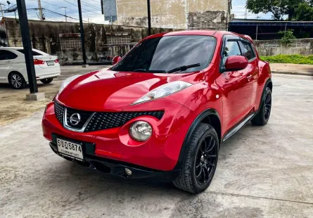 Nissan Juke 1.6 V เกียร์ออโต้ ปี 2014 ผ่อนเริ่มต้น 3,*** บาท