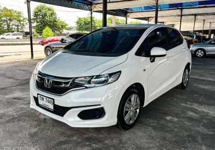 Honda Jazz 1.5 S เกียร์ออโต้ ปี 2020 ผ่อนเริ่มต้น 8,*** บาท