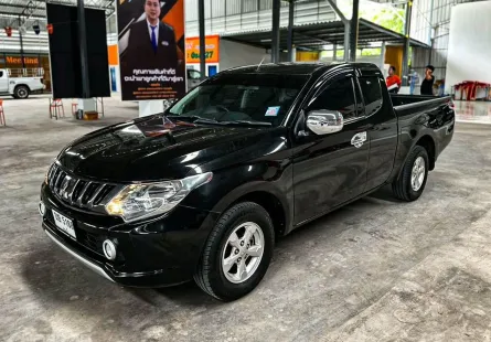 Mitsubishi Triton All New Mega Cab 2.5 GLX เกียร์ธรรมดา ปี 2017/2018 ผ่อนเริ่มต้น 5,*** บาท