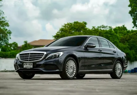 New !! Benz C180 Avantgarde W205 ปี 2014 รถมือเดียวป้ายแดง  สภาพสวยมาก
