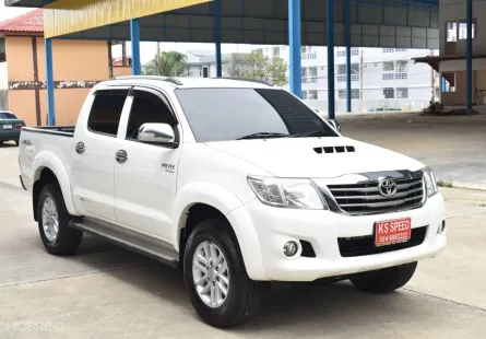 Toyota Vigo 2.5E Prerunner D-CAB เกียร์ออโต้ สีขาว ปี2014