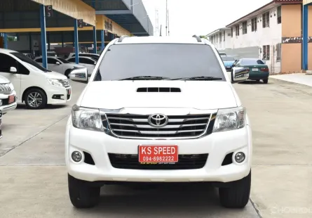 Toyota Vigo 2.5E Prerunner D-CAB เกียร์ออโต้ สีขาว ปี2014