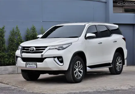 Toyota Fortuner 2.4 V (2wd) ปี 2019 การันตรีไมล์แท้ รถสวยสภาพดี รถออกป้ายแดง เจ้าของมือเดียว