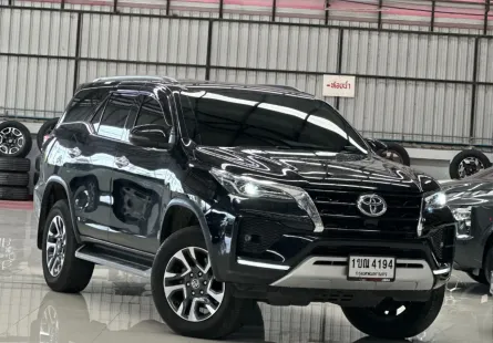 Toyota Fortuner 2.4 V 2WD 