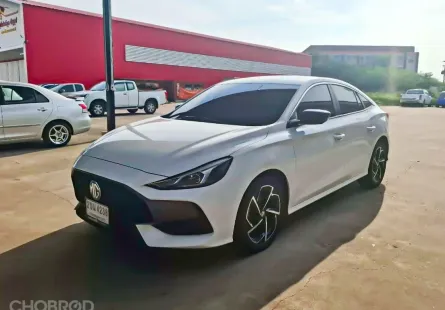 MG5 1.5 X Sunroof เกียร์ออโต้ ปี 2022 ผ่อนเริ่มต้น 6,*** บาท