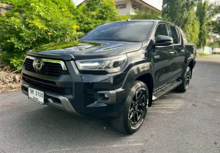 Toyota Hilux Revo Rocco 2.4 A/T ปี2022