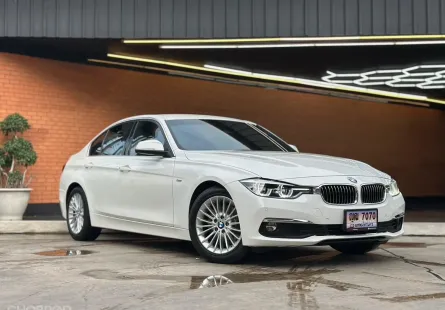 BMW 3 Series 320d Luxury 2017 สภาพดีพร้อมใช้งาน 