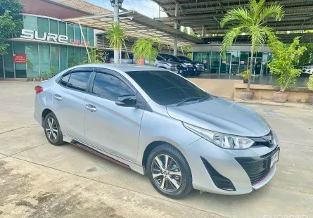 Toyota Yaris Ativ 1.2 Mid รถเล็กประหยัดน้ำมัน  วิ่งน้อย สภาพสวย