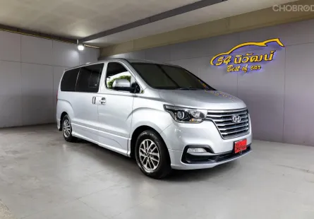 2019 HYUNDAI H-1 2.5 DELUXE AT
