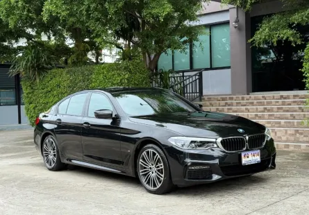 2019 BMW 530e MSPORT รถมือเดียวป้ายแดง วิ่งเพียง 90,000 กม รถเข้าศูนย์ทุกระยะ รถไม่มีอุบัติเหตุครับ