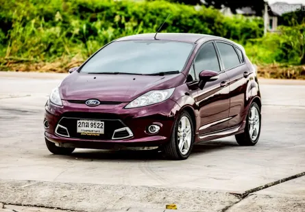 2013 Ford Fiesta 1.5 รถเก๋ง 5 ประตู 