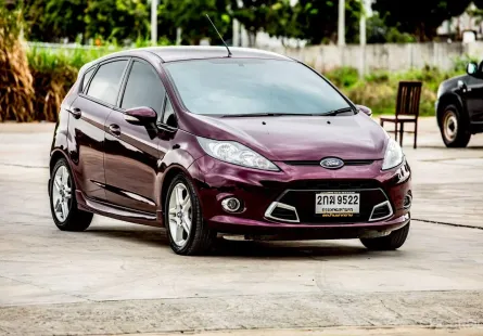 2013 Ford Fiesta 1.5 รถเก๋ง 5 ประตู 