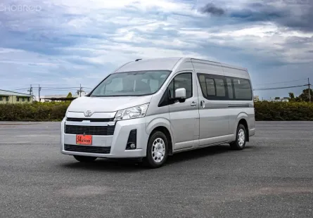 2020 TOYOTA COMMUTER 2.8 GL AT