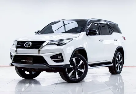 5B950 TOYOTA FORTUNER 2.8 TRD SPORTIVO 2WD AT 2019