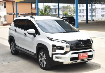 Mitsubishi Xpander 1.5 Cross สีขาว ปี2024  ฟรีดาวน์