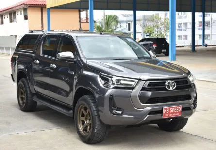 Toyota Hilux Revo 2.4MID Prerunner เกียร์ธรรมดา สีเทา ปี 2020